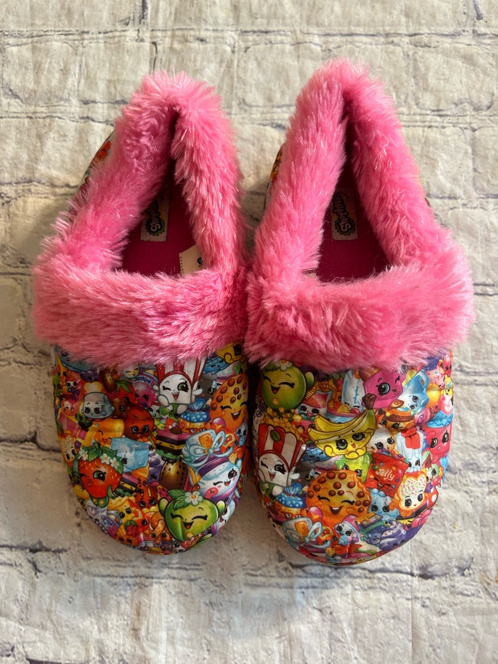 SHOPKINS CHARACTER PRINT GIRLS HOUSE SHOES SLIPPERS PINK FAUX FUR TRIM SIZE 2